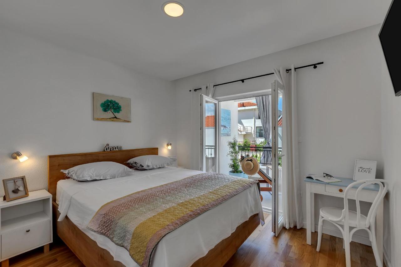 Apartment Piano Makarska Esterno foto